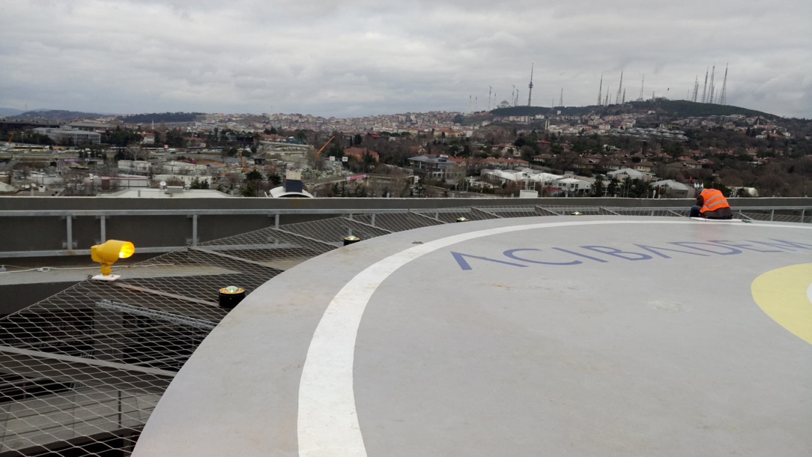 ACIBADEM ALTUNİZADE HASTANESİ