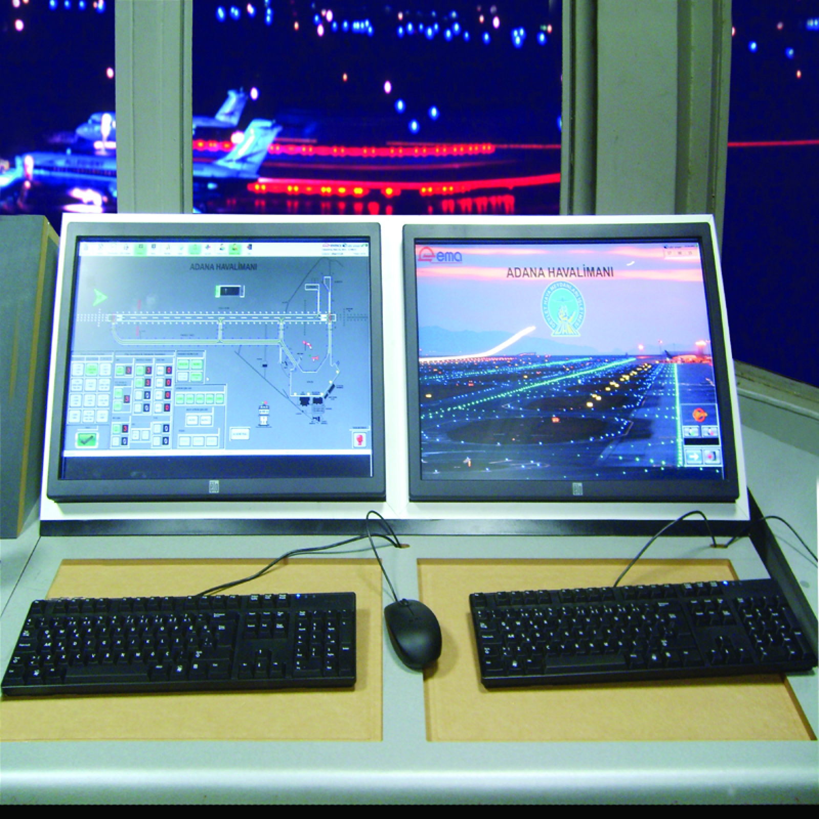 Airfield-Remote-Control-Desk